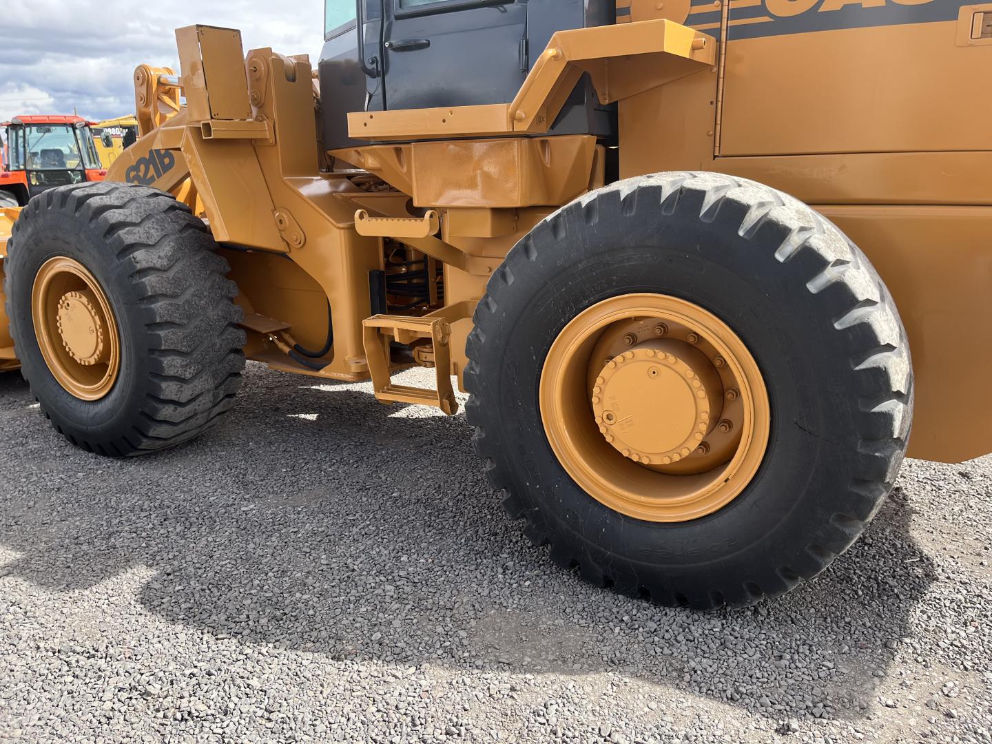 ./imagenes/INVOICE/2019/16742/CARGADOR FRONTAL CASE 621B (15).JPG